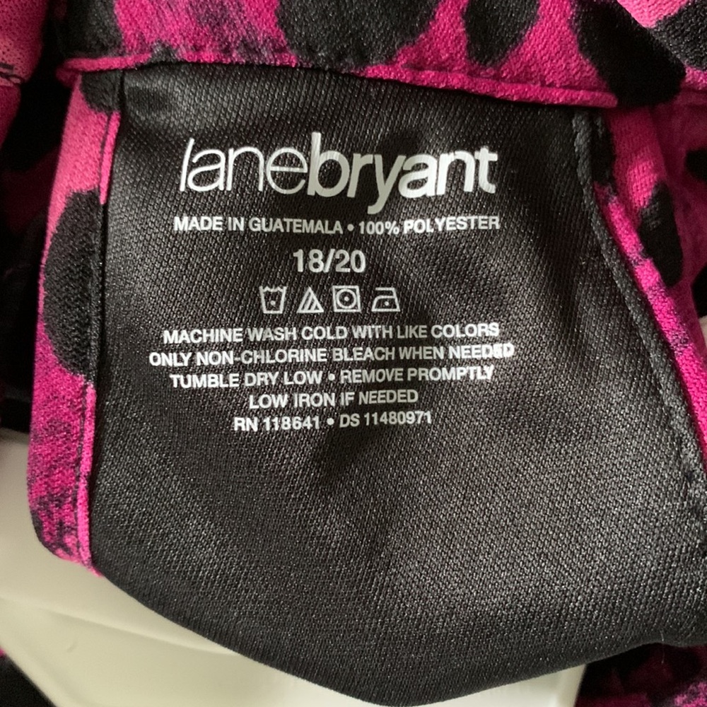 Lane Bryant sleeveless top. - Picture 7 of 7